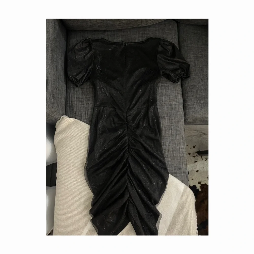 Pretty Little Thing Mini Dress - Picture 4 of 4